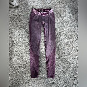 Gymshark leggings. Size small. Megenta